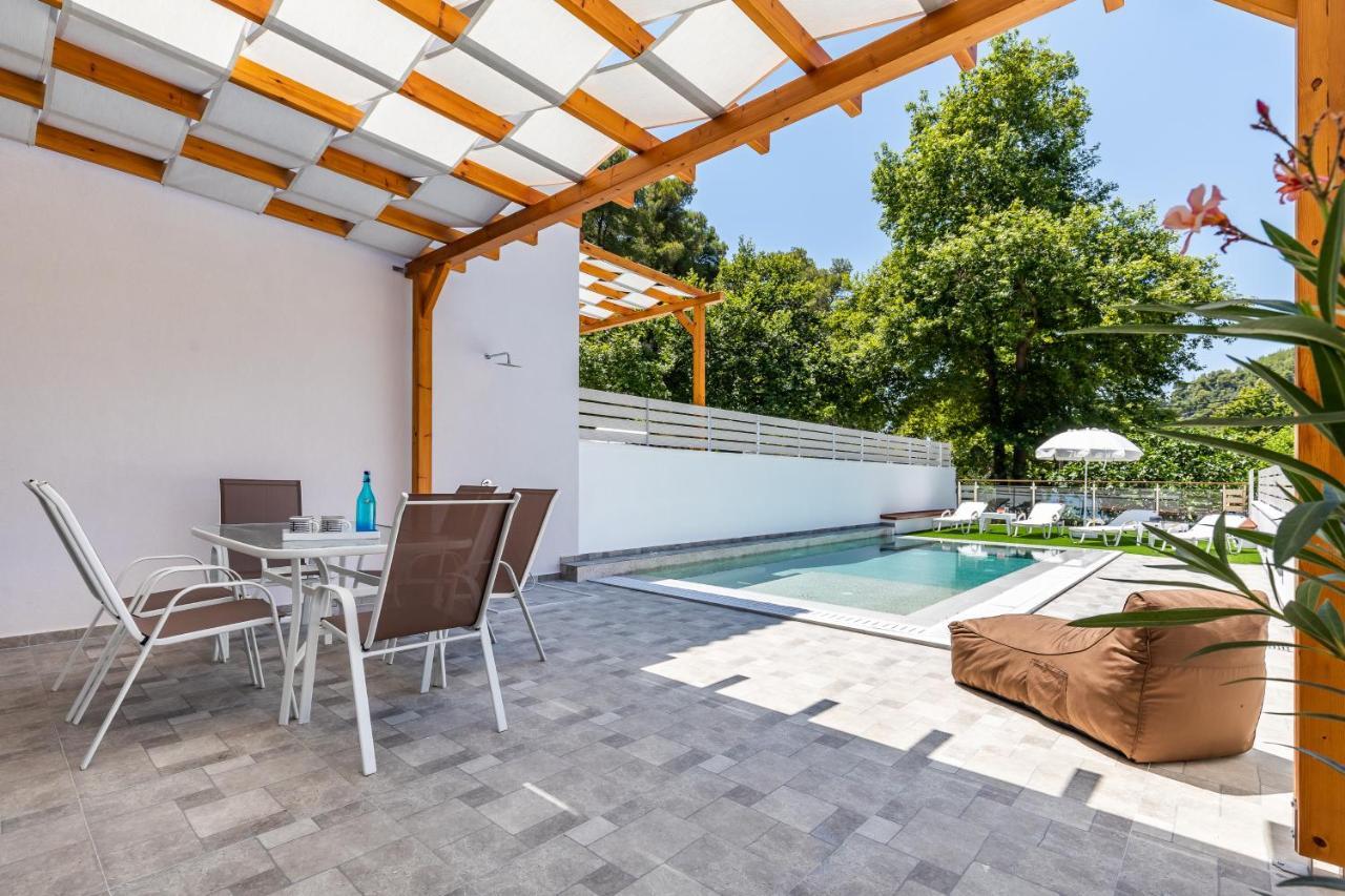Agnontas Luxury Villas Exteriör bild