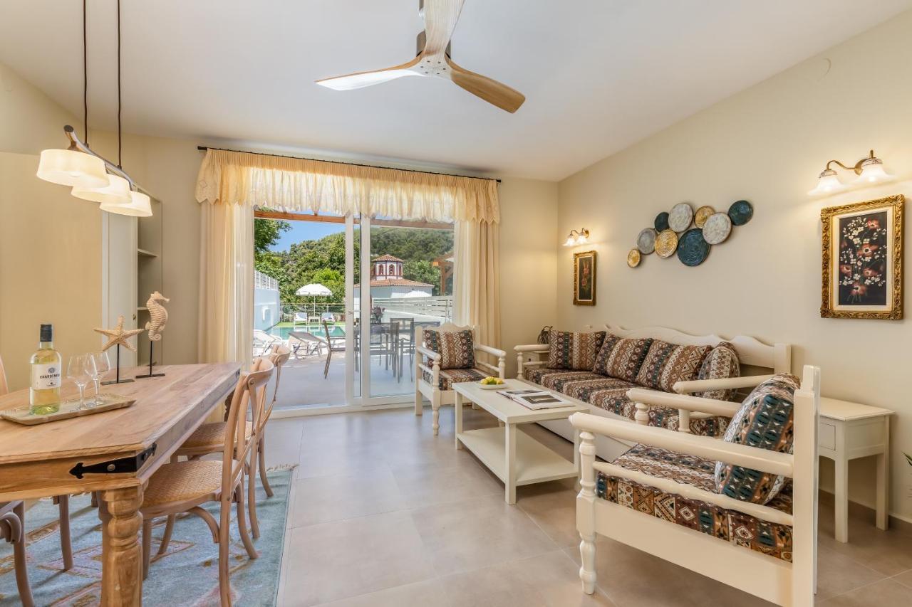 Agnontas Luxury Villas Exteriör bild